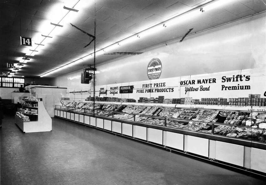 Intérieur du port de commerce au 309 Central Ave., Albany. Prise le 4 mars 1948. (Times Union Archive)