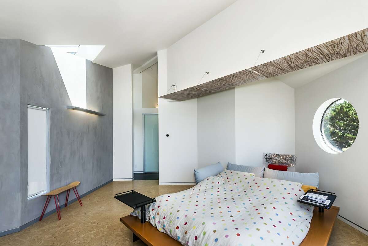 Ocean views, green features in Moss Beach