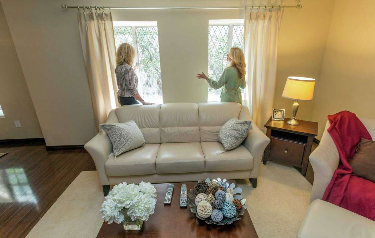 Housing remains resilient as oil doldrums continue