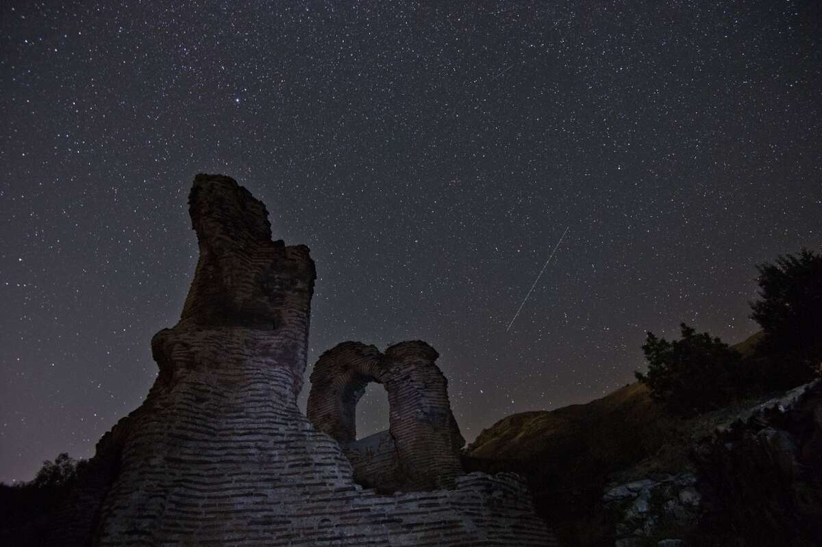 Clear skies expected for Perseid meteor shower Monday ...