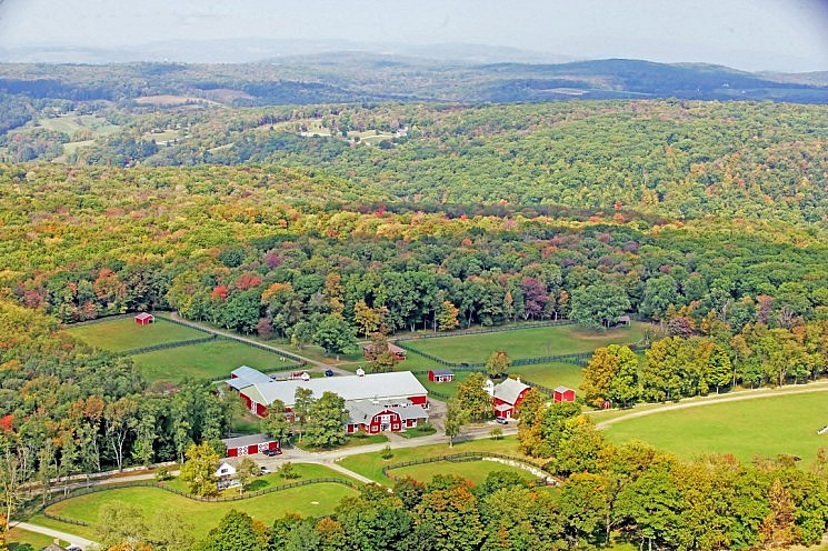 Featured homes: Luxury living on a horse farm
