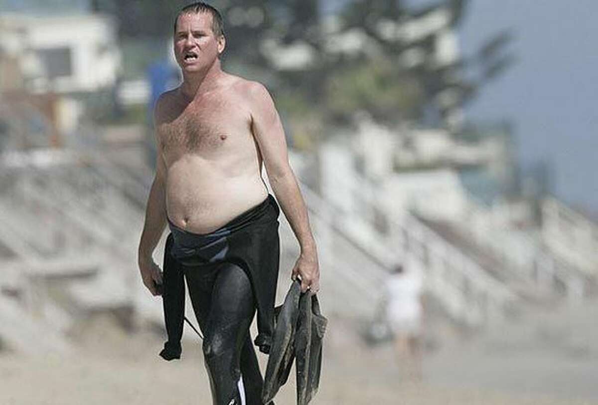 'Batman Forever' star Val Kilmer dons different mask, spurring concerns