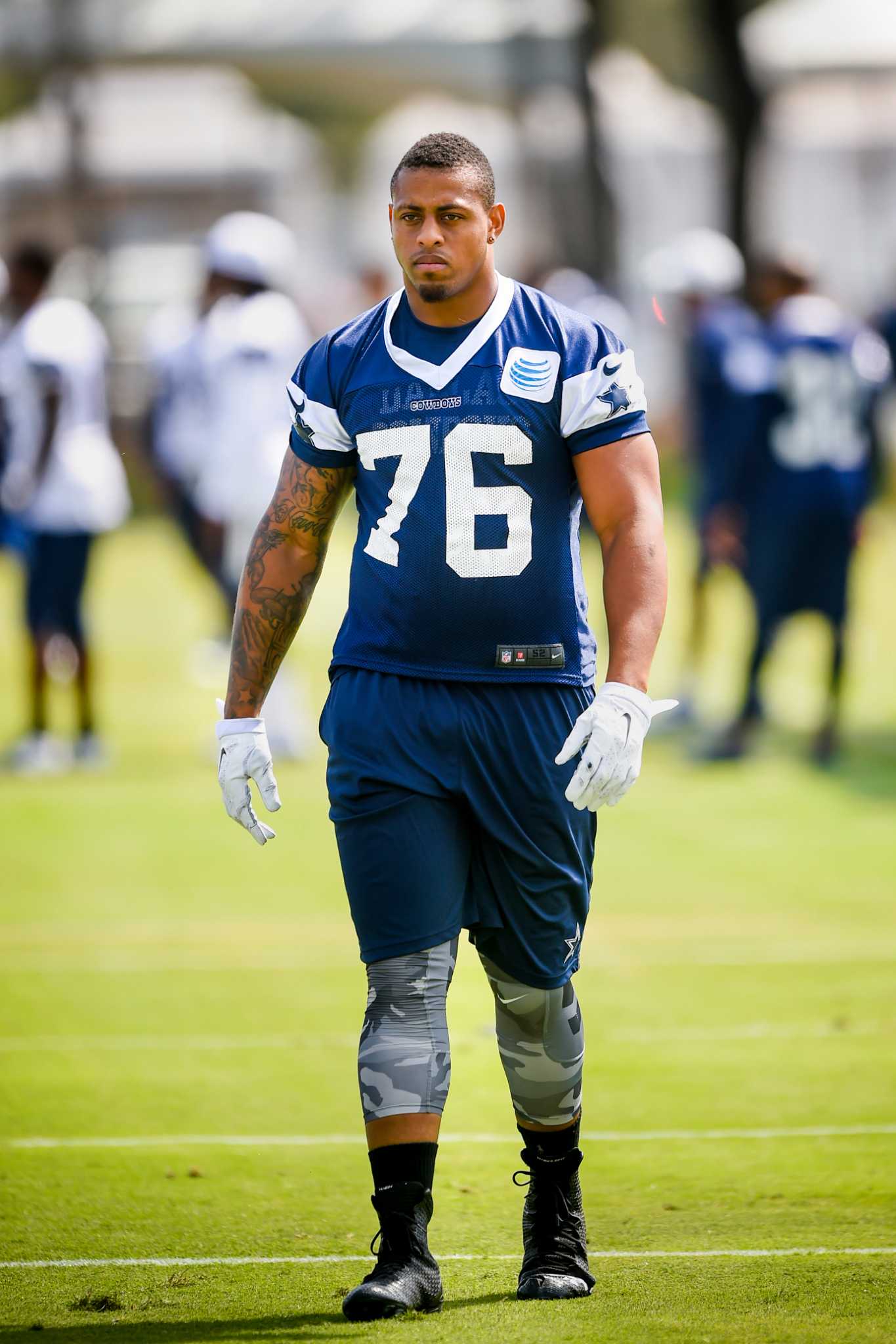 Photos: Cowboys arrive in Oxnard, sign autographs for military personnel  and their families