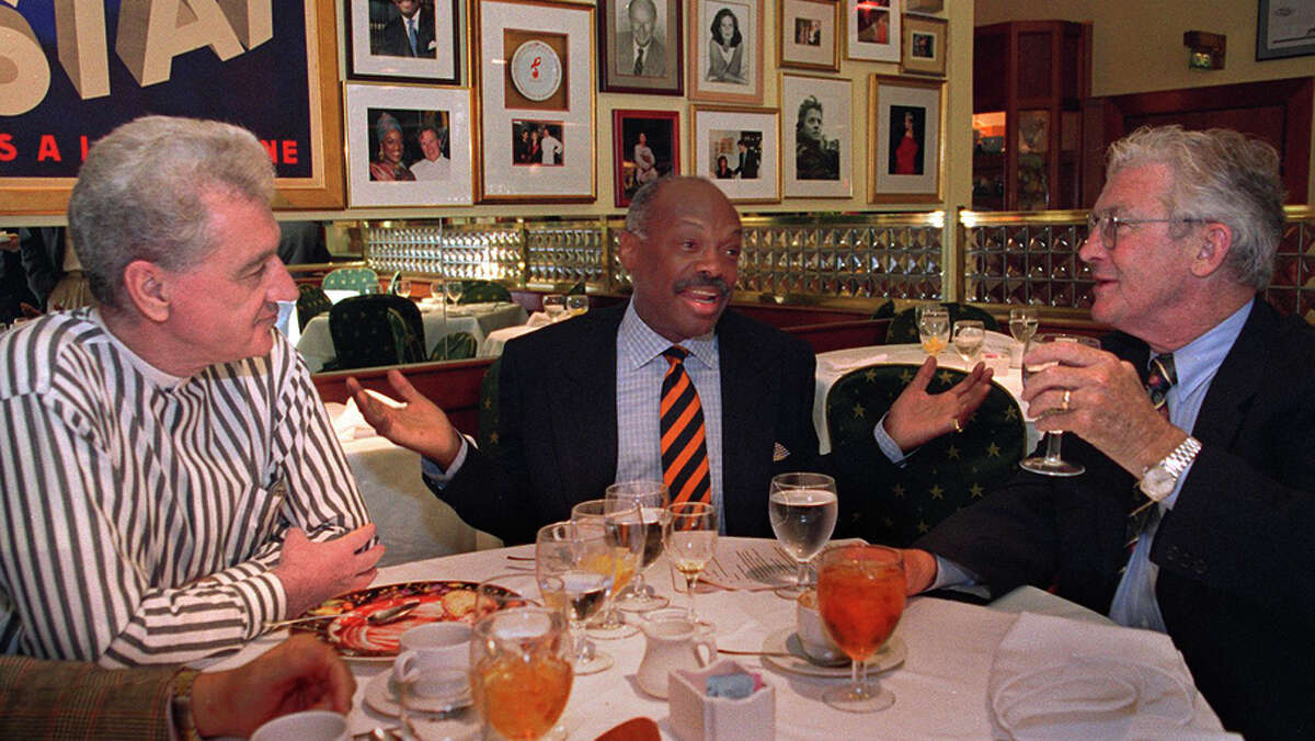 In happier times: Joe O’Donoghue (left), then-Mayor Willie Brown and Terence Hallinan break bread together in 2003.
