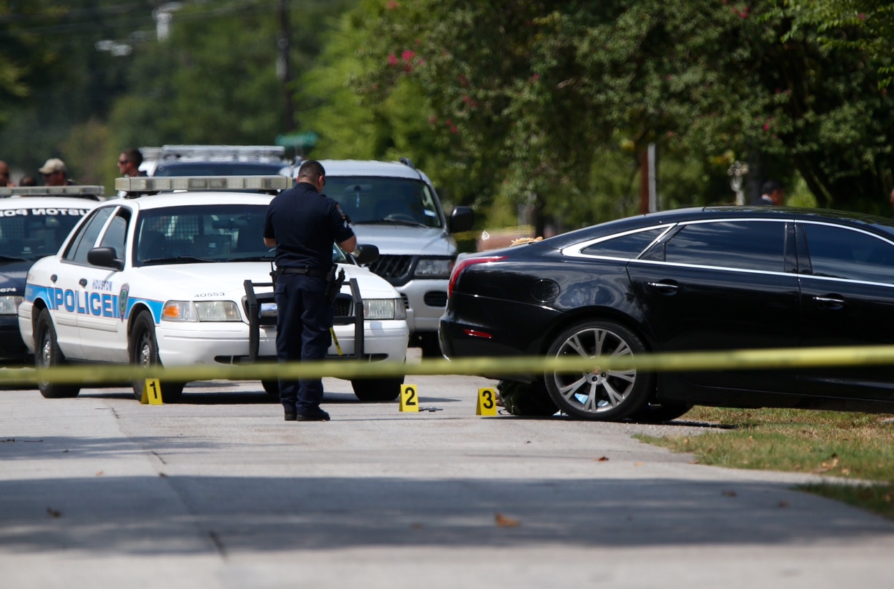 Suspect killed in NE Houston in officerinvolved shooting