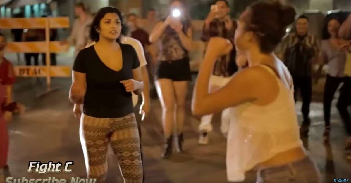 Social Media Amazed By High Def Video Of Girl Fight On 6th Street