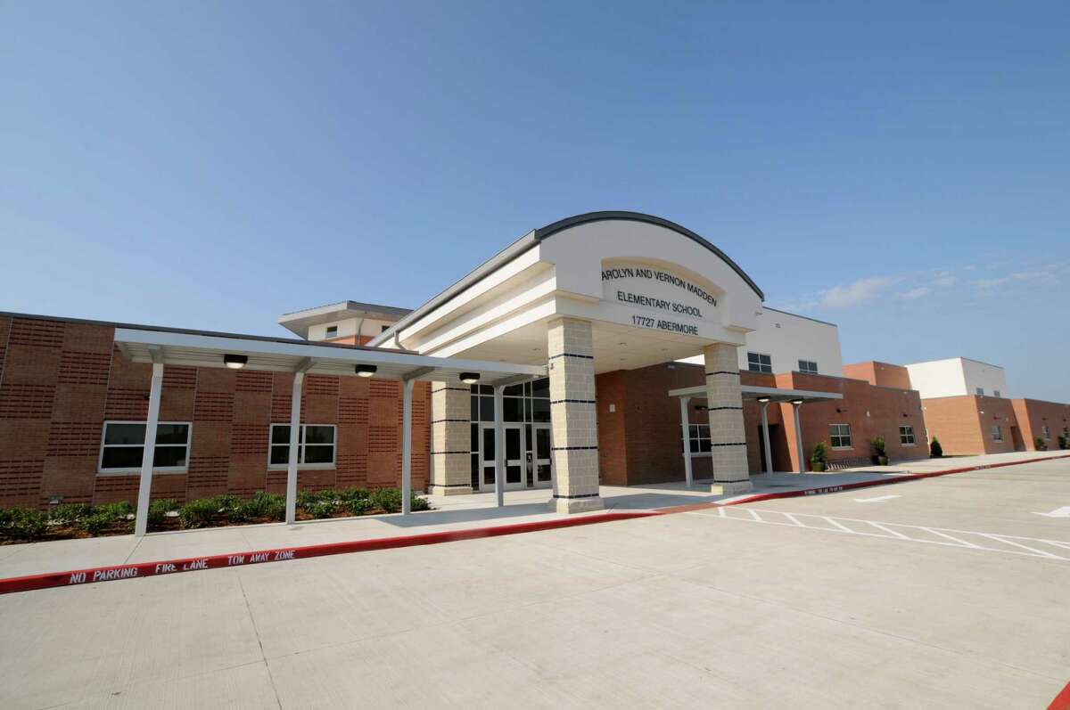FBISD opens elementary, upgrades technology