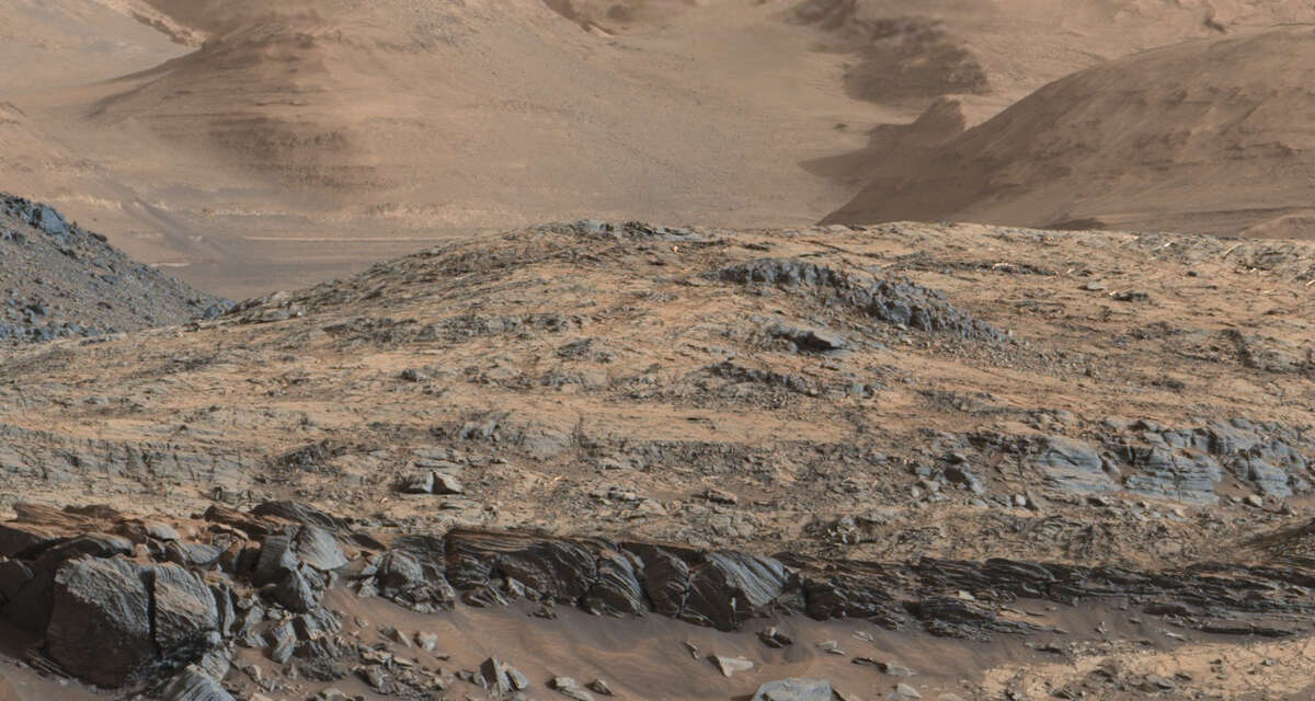 NASA shares massive Martian panorama on anniversary of latest landing