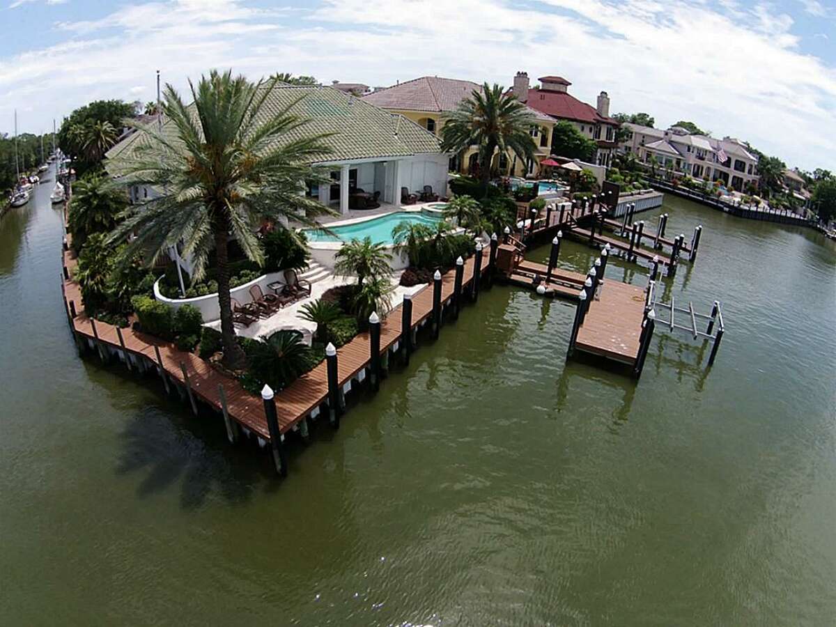 What a waterfront home in Kemah will cost you