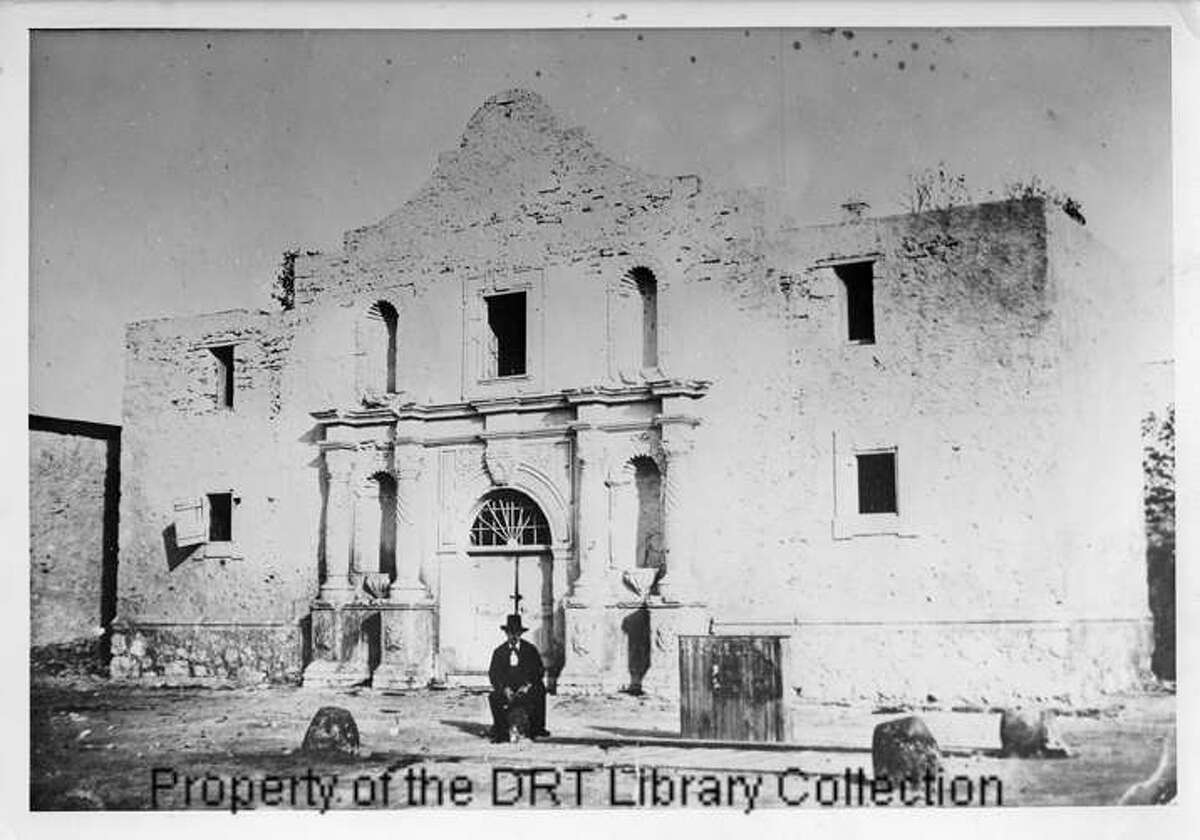 This photo of the Alamo is the oldest known image of Texas