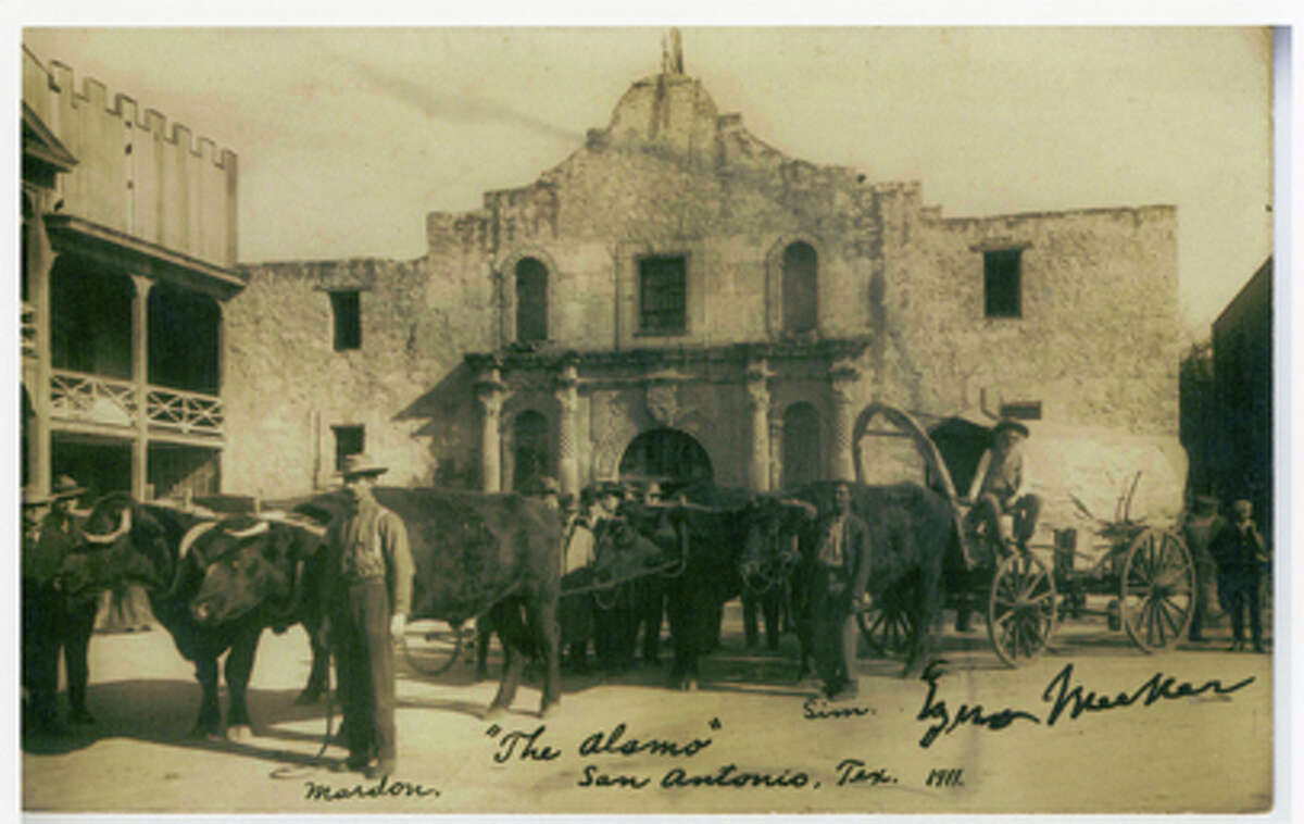 This photo of the Alamo is the oldest known image of Texas