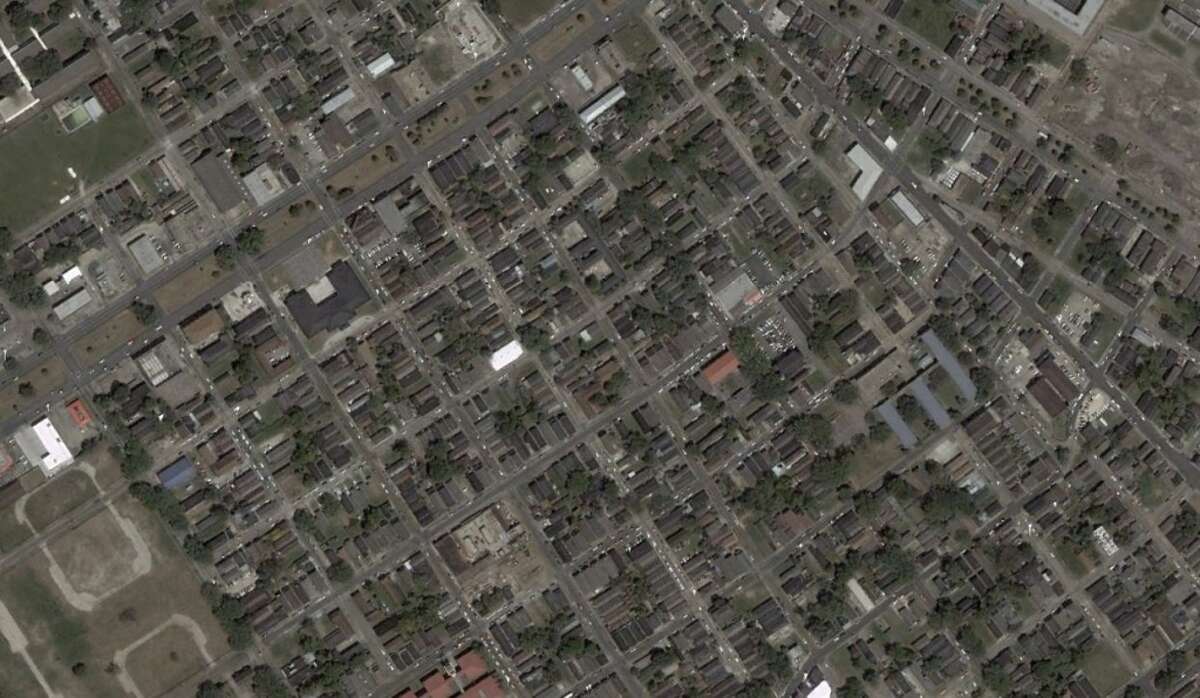 Hurricane Katrina: New Orleans satellite images before and after the ...