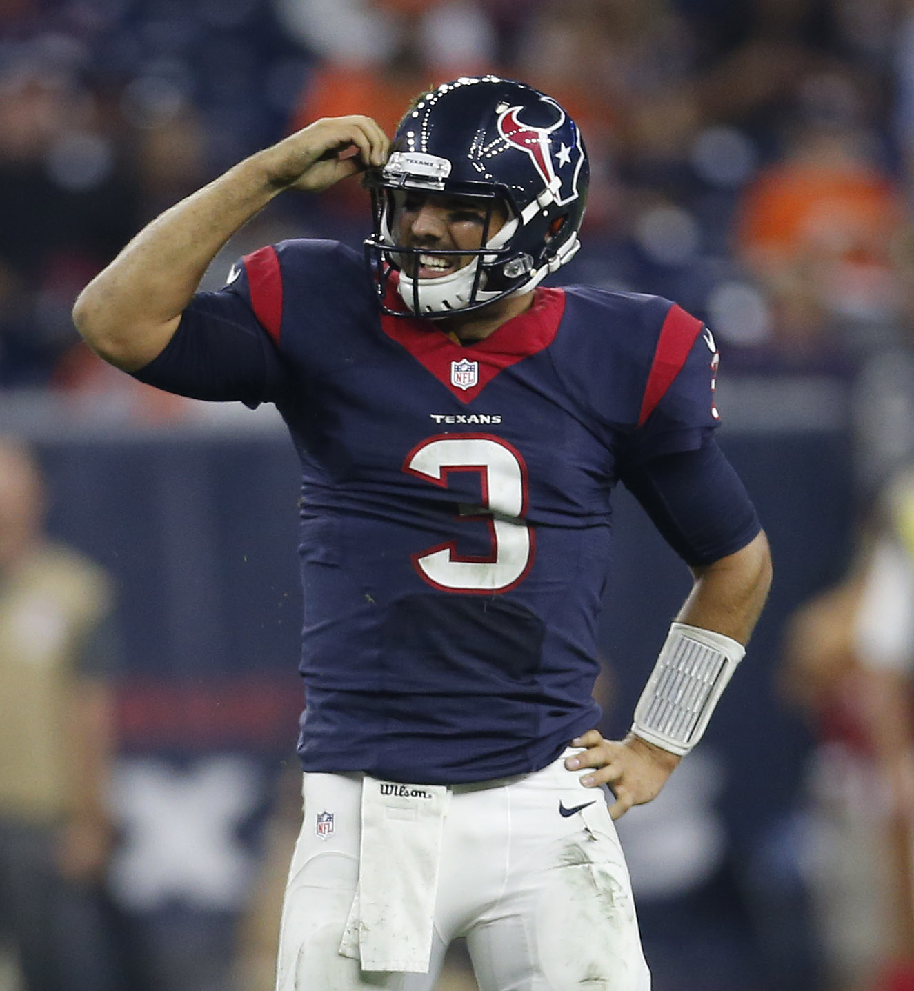 Houston Texans: Team officially names Tom Savage as starter