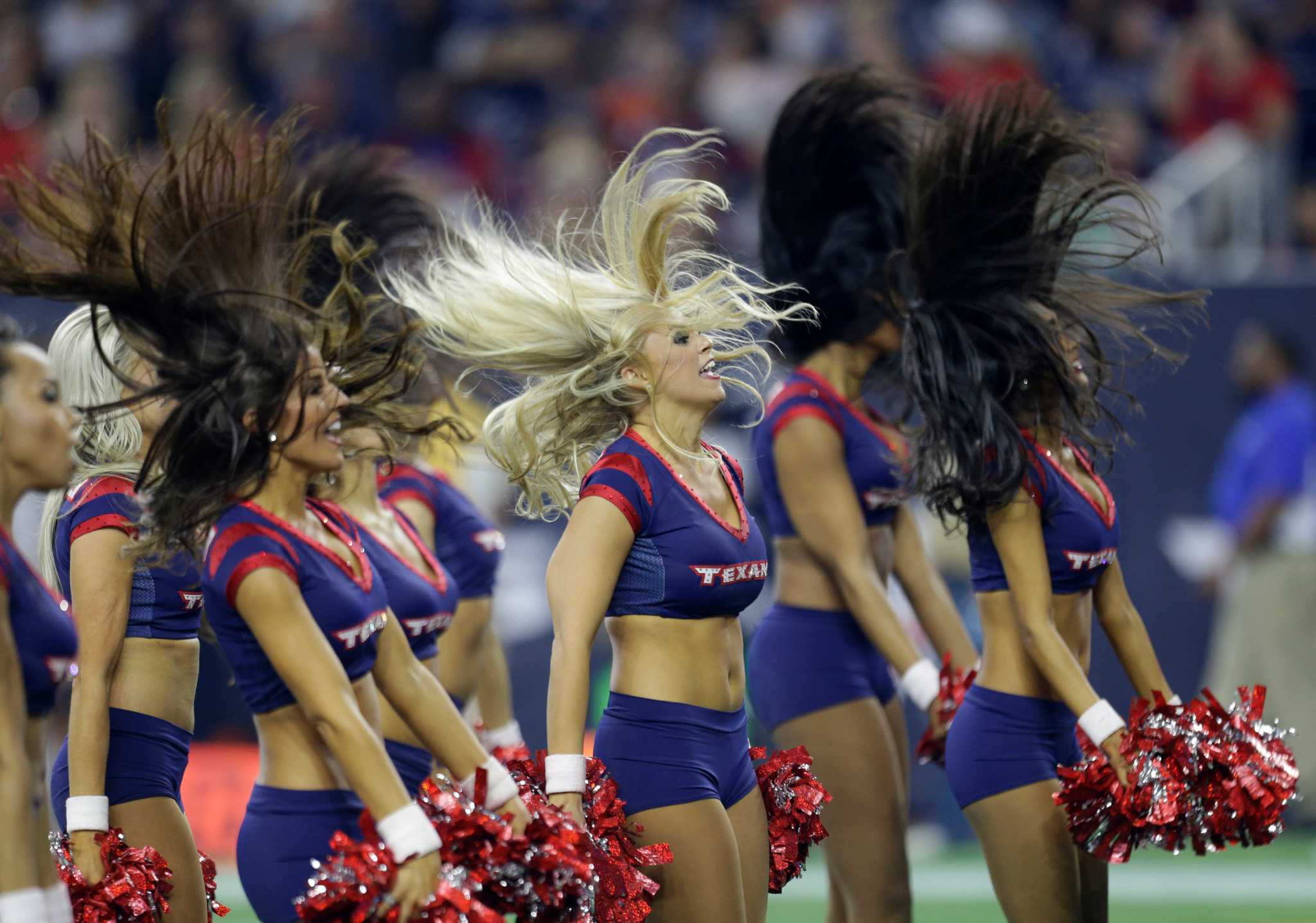 Houston Texans cheerleaders unveil brand new calendar