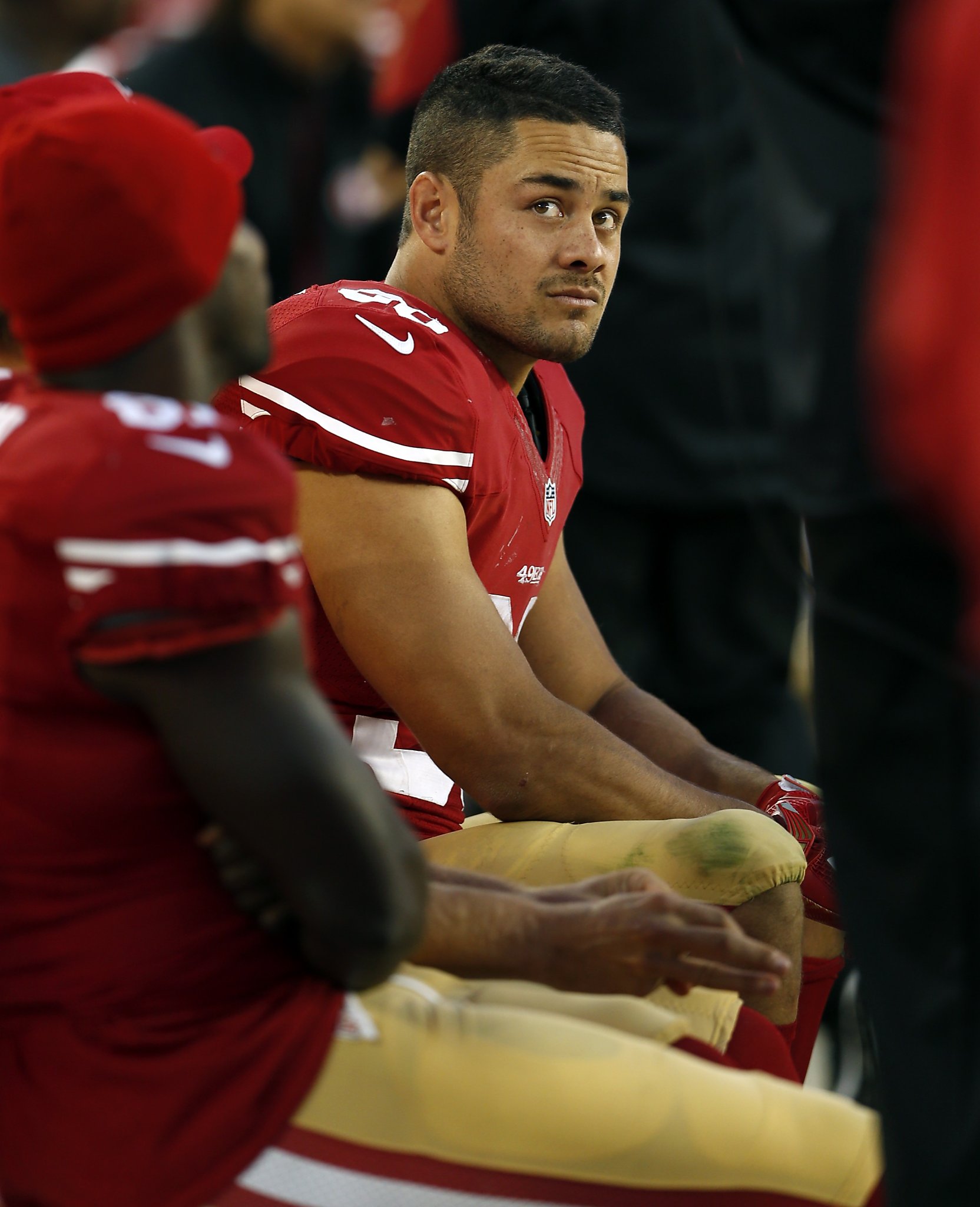 49ers' Hayne announces NFL retirement