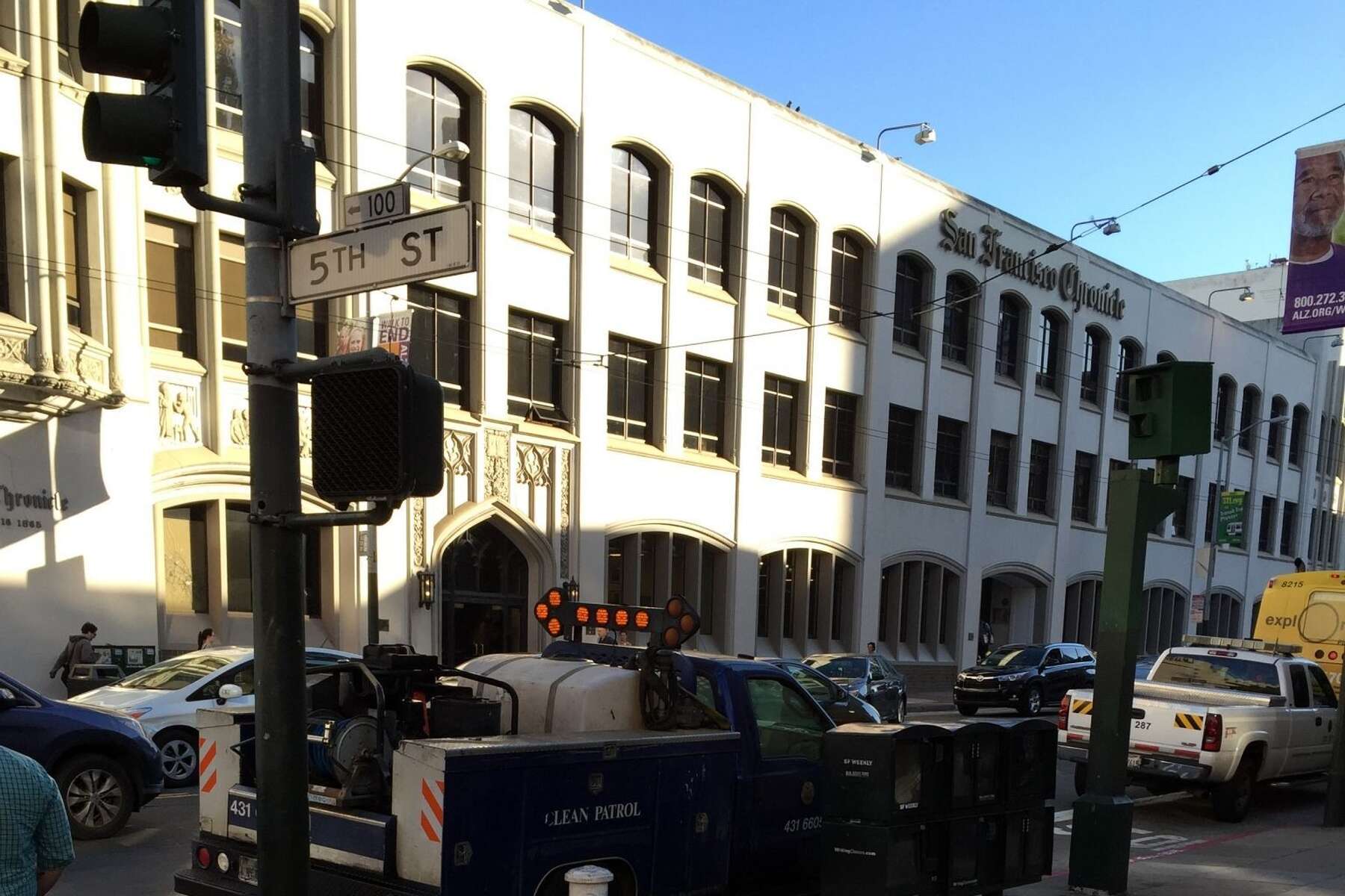 Reddit Users Alert S F Newbie That The Poop On His Daily Walk Is From Humans Not Dogs