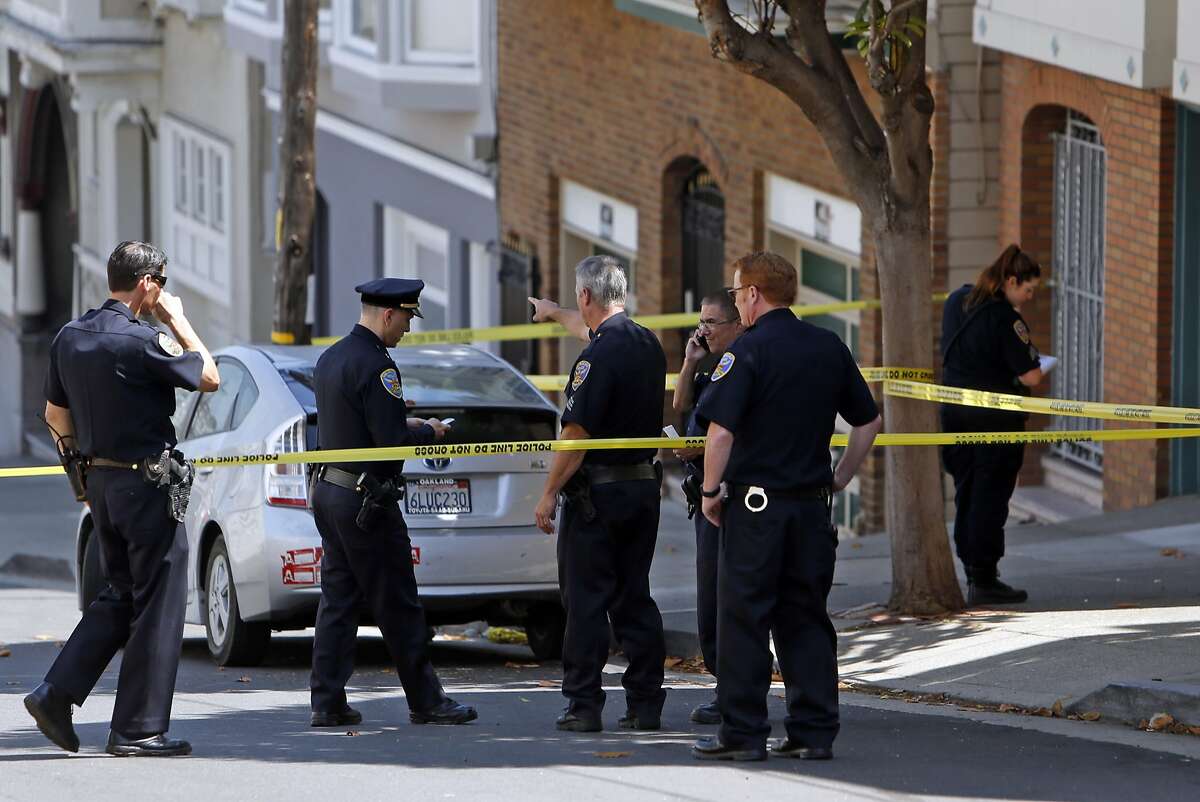 San francisco Police investigate at the scene of a shooting on Lombard Street east of Jones Street in San Francisco, Calif., on Tuesday, Aug. 25, 2015.