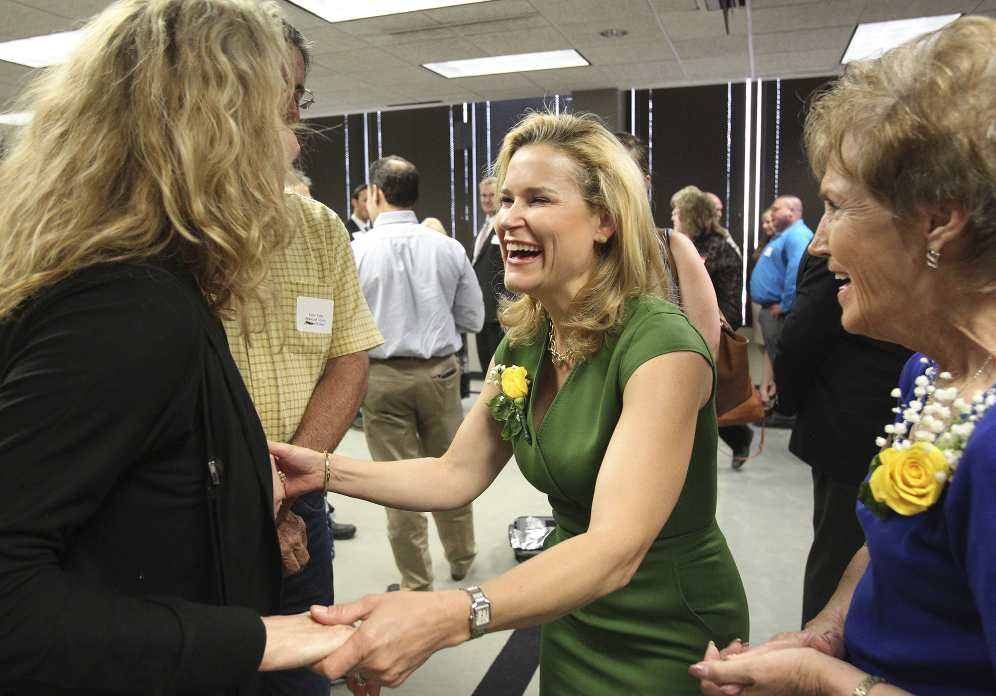 Heidi Cruz finds support in Bexar GOP