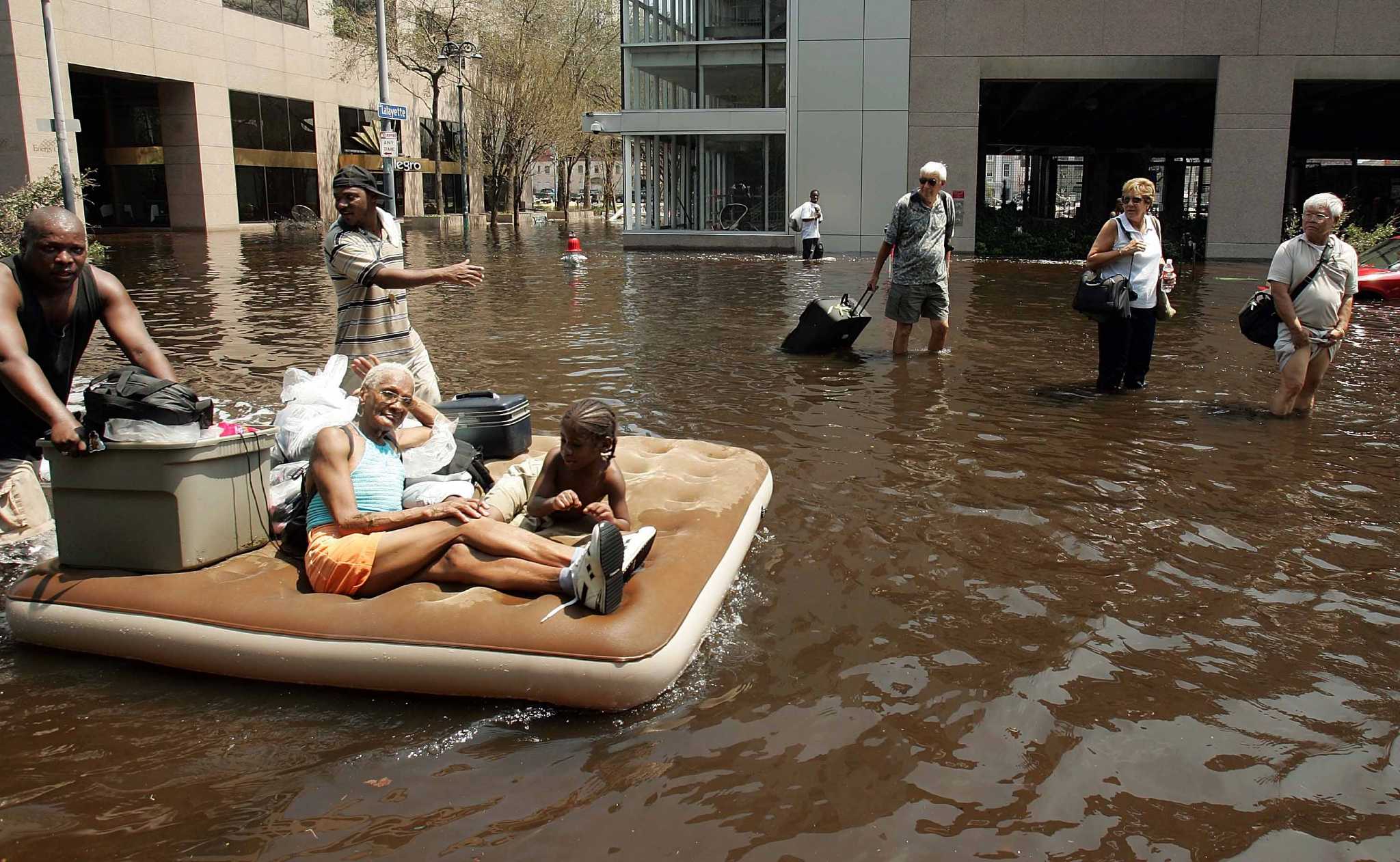 Photos: Hurricane Katrina made landfall 11 years ago today - Houston Chronicle
