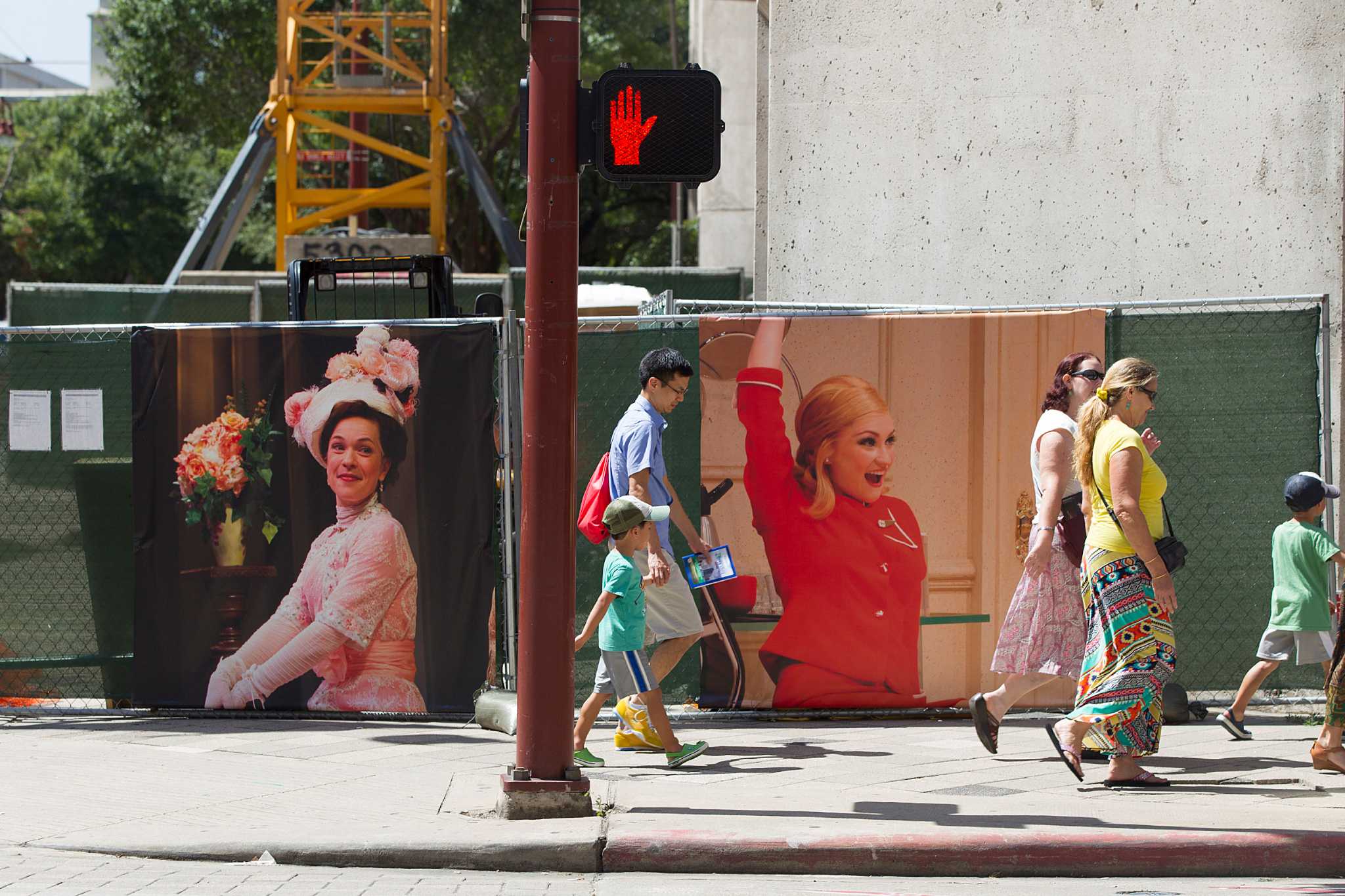 Theater District draws up the curtain for open house