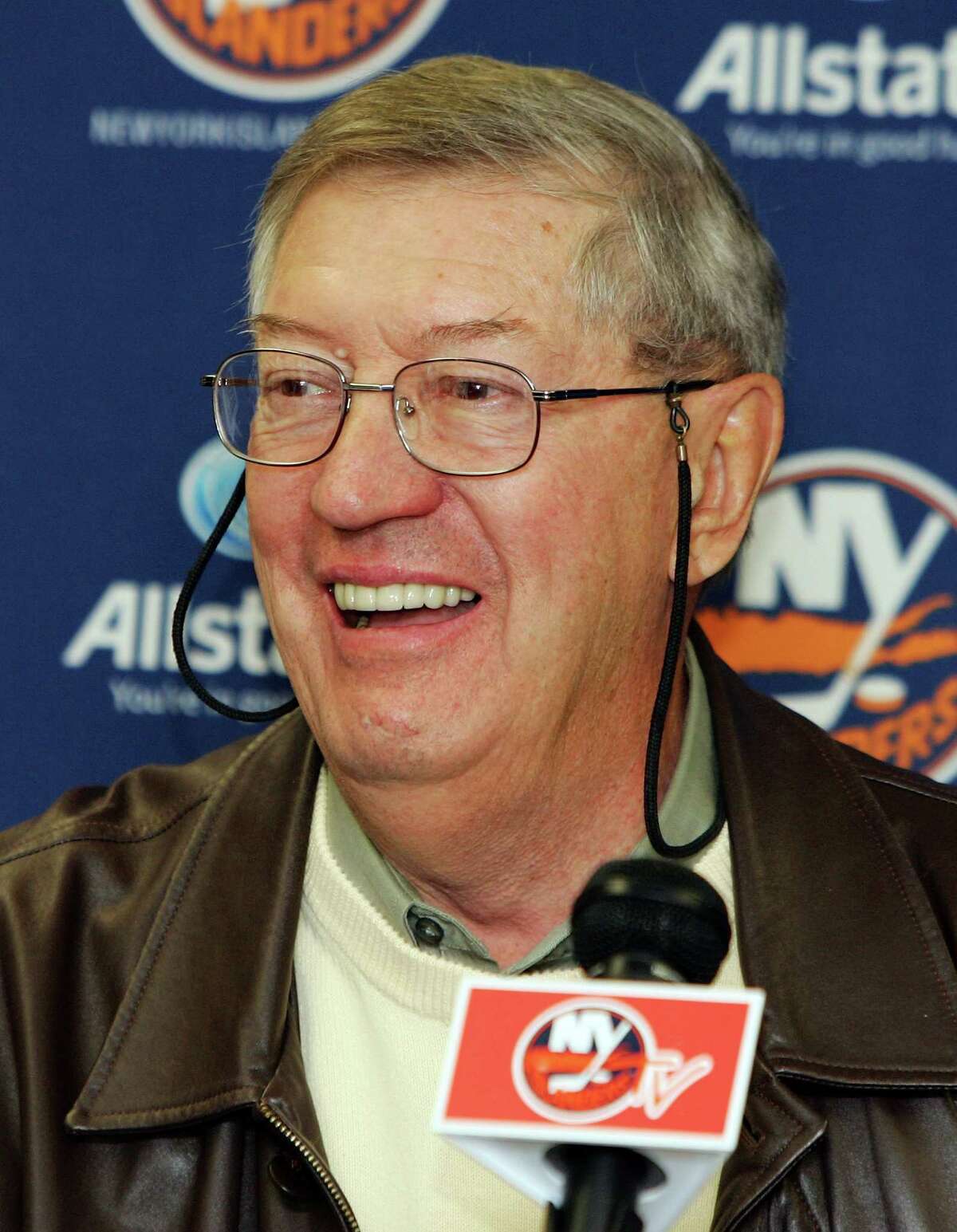FILE - AUGUST 28: UNIONDALE, NY - NOVEMBER 02: Hall of Famer and former head coach of the New York Islanders Al Arbour speaks to the media during a press conference on November 2, 2007 at Nassau Coliseum in Uniondale, New York. Arbour signed a one game contract and will coach his 1,500th game for the Islanders on November 3, 2007 against the Pittsburgh Penquins. (Photo by Jim McIsaac/Getty Images)