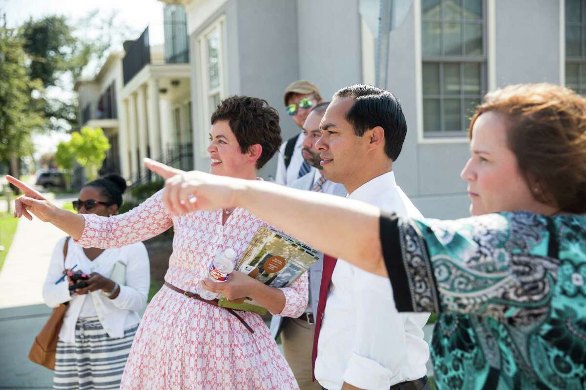 Secretary of Housing and Urban Development Julian Castro gets a walking tour of the revitalized Faubourg Lafitte housing development in New Orleans, LA on August 28, 2015.