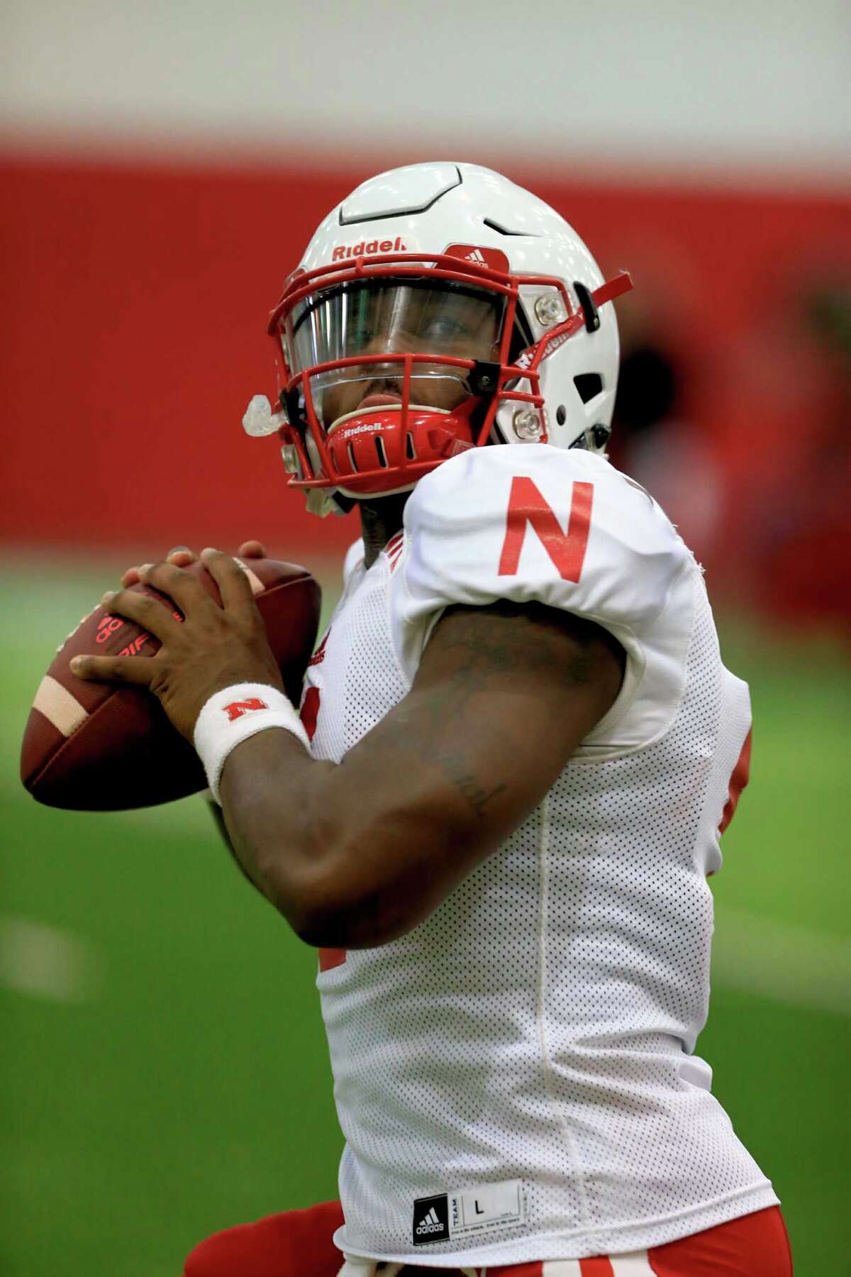 Vikings sign former Steele QB Tommy Armstrong