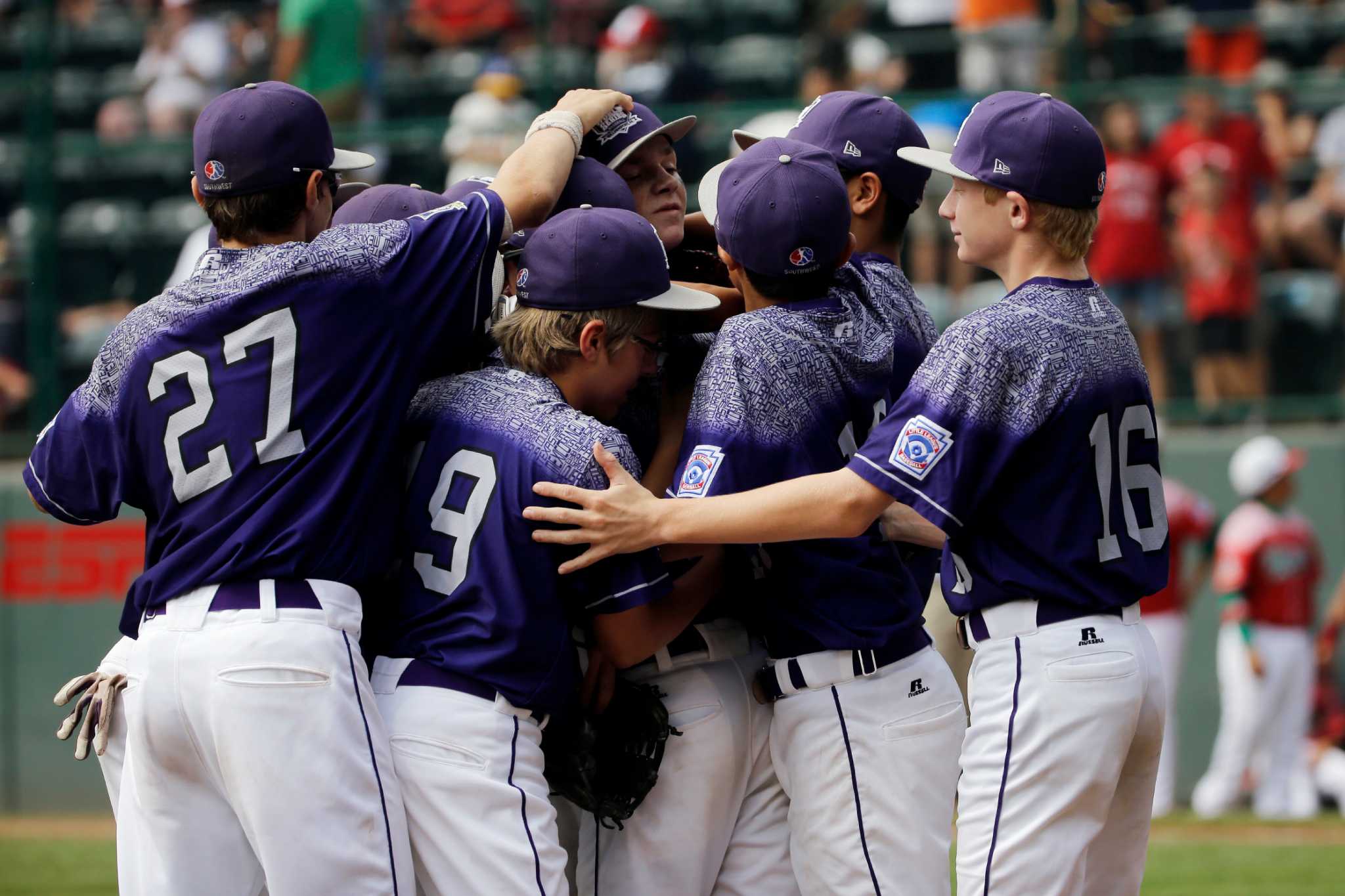 Pearland defeats Mexico 6-4 to finish third in Little League World Series -  ABC7 San Francisco