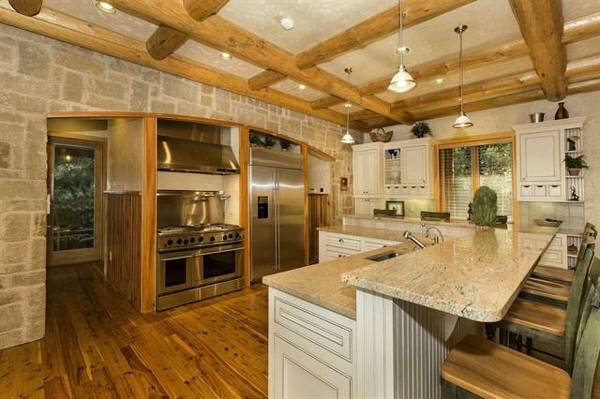 Mansions for sale in small Texas towns