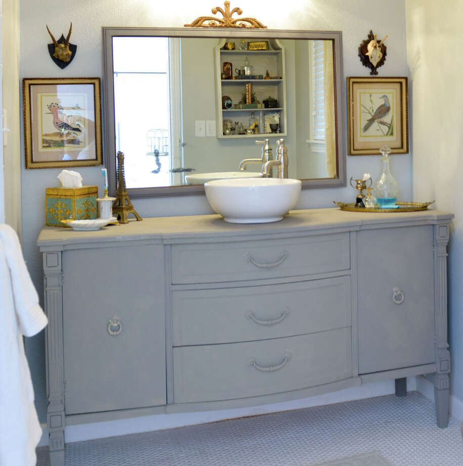 Want To Make Old Furniture Look Fabulous Start With The Right Piece Look For Items That Are Well Made If A Piece Is Solid Wood And Feels