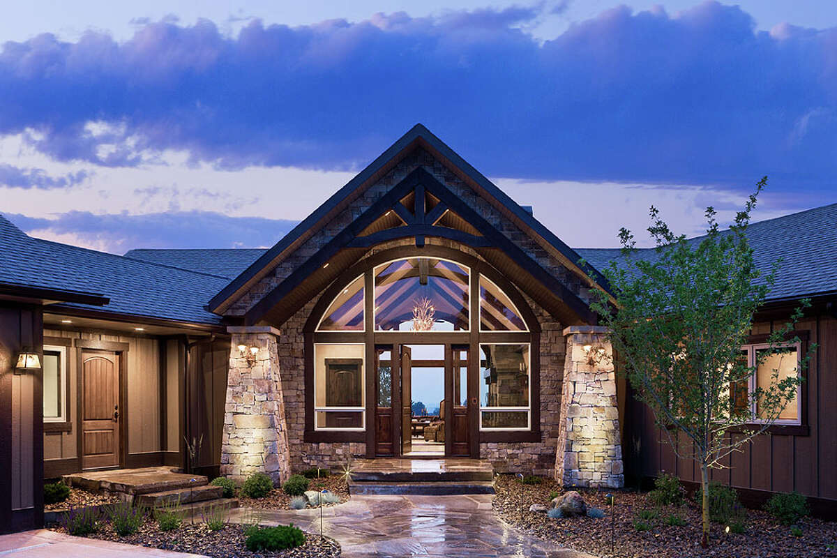 Inside a Houston couple's stunning second home in Montana