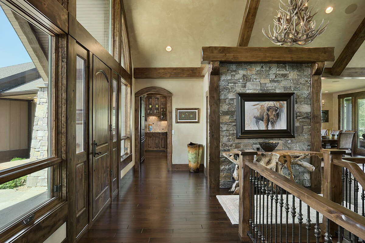 Inside a Houston couple's stunning second home in Montana