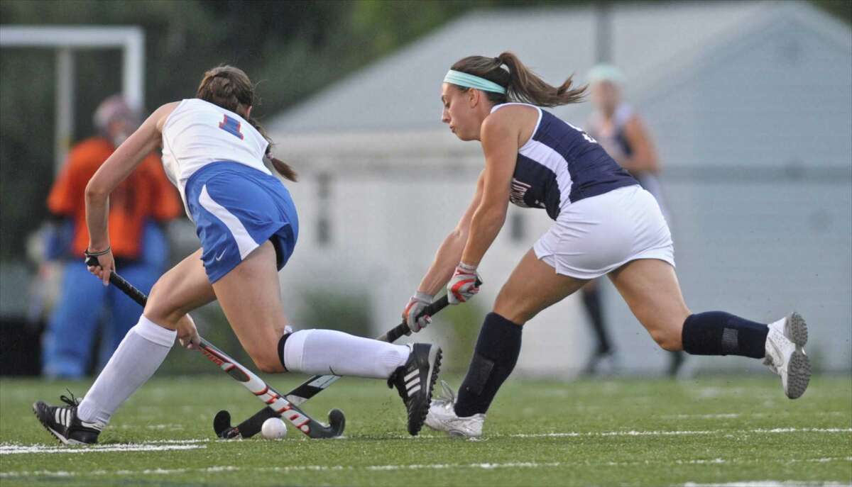New Paltz nips Western in field hockey opener