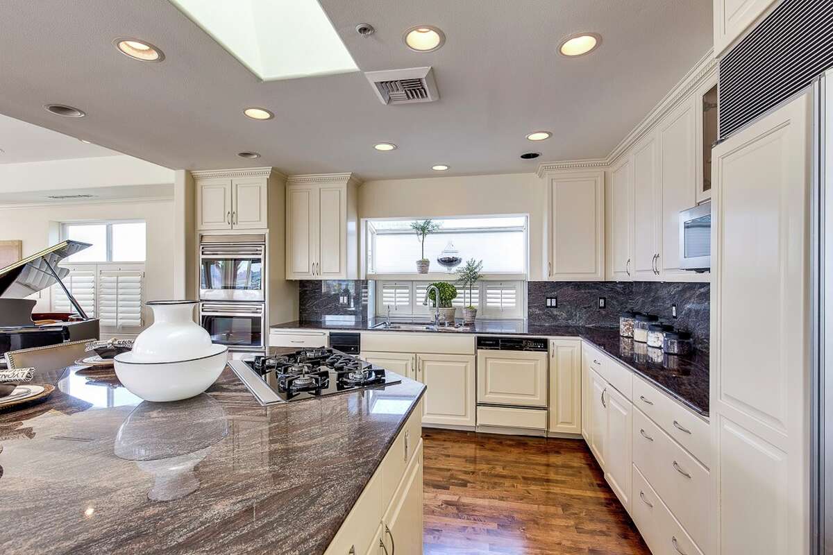 Real Estate Profile Lower Queen Anne condos with a view