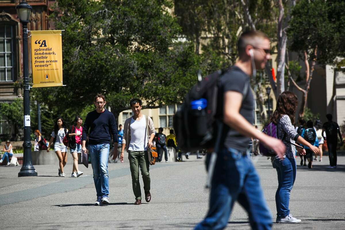 Students walk to class at UC Berkeley on Sept. 2, 2015.