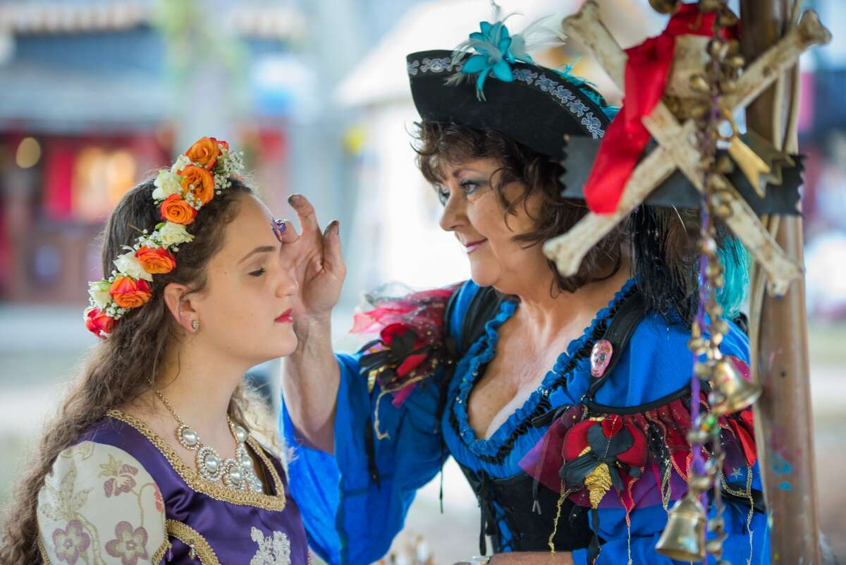 The Texas Renaissance Festival is looking for a few good wenches and hawker...