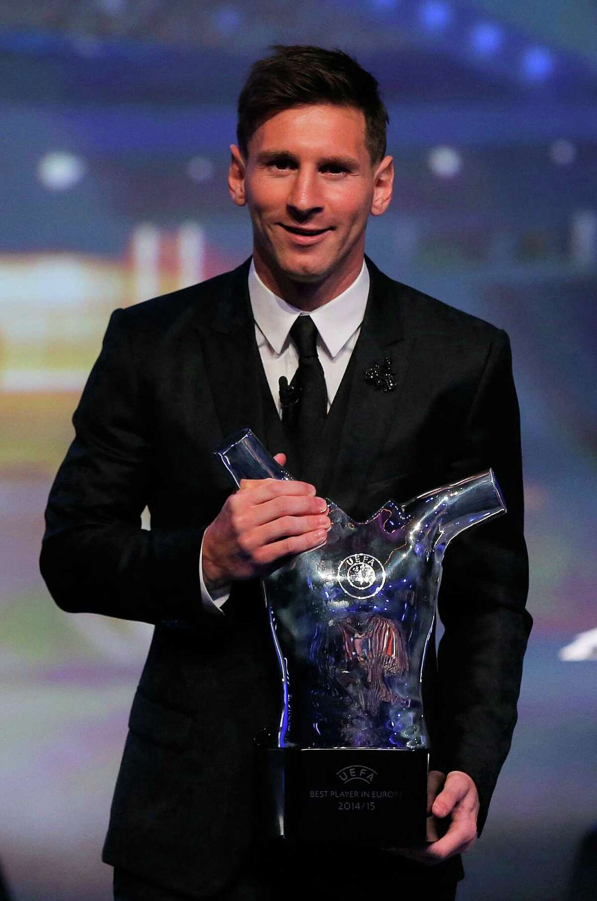 Messi's shirt is the hottest commodity in Miami but he didn't even wear  it at his presentation ceremony