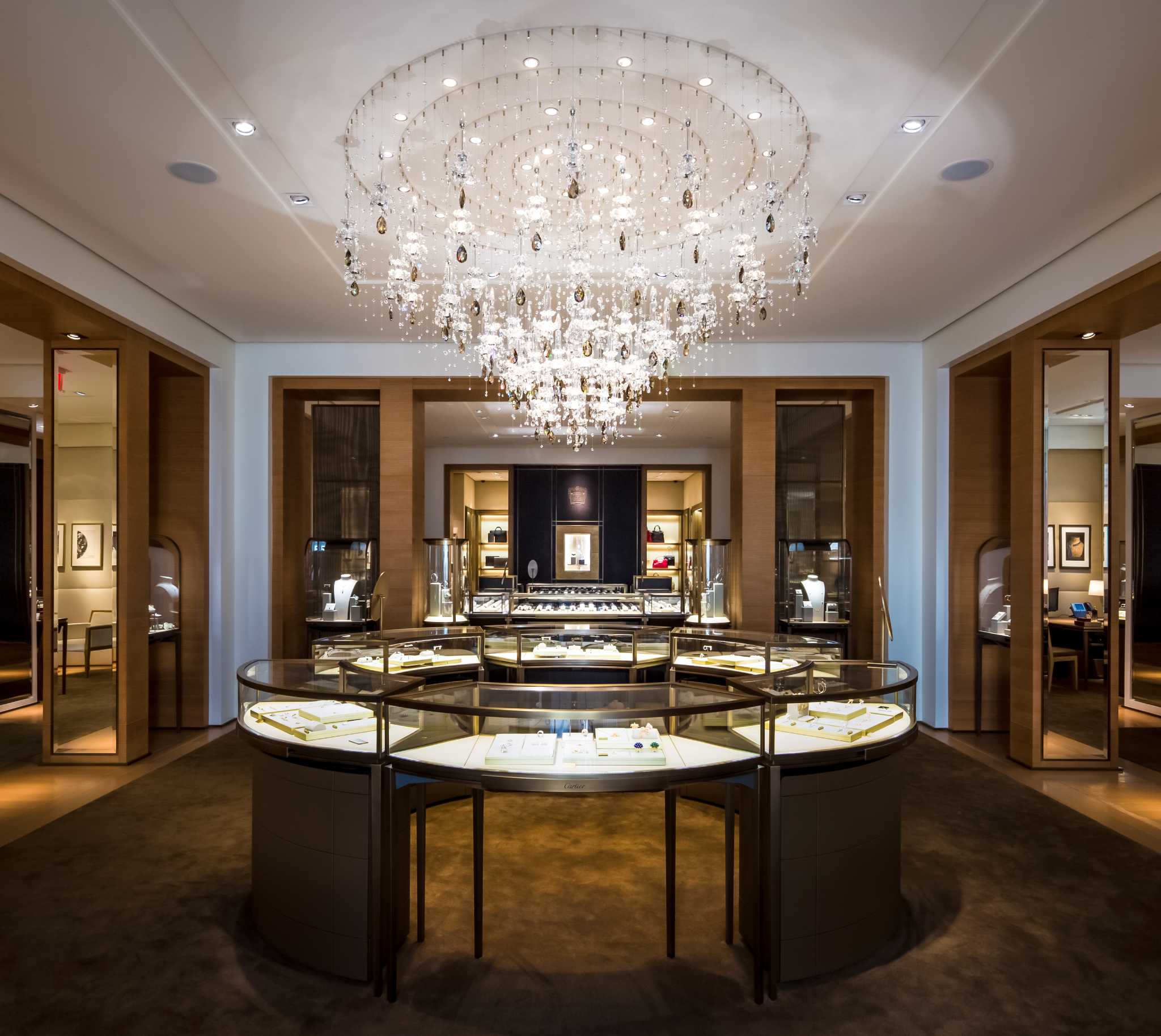 Cartier opens at River Oaks District