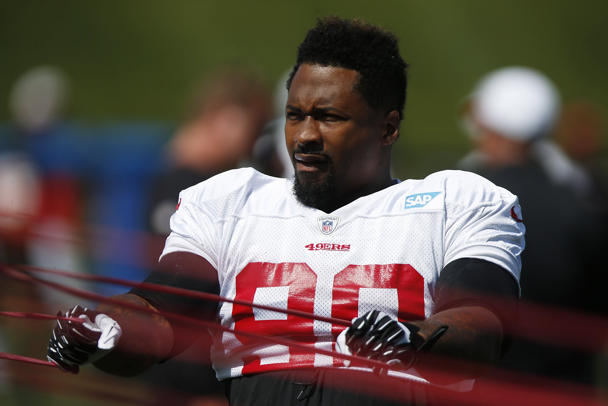 San Francisco 49ers Sign Darnell Dockett