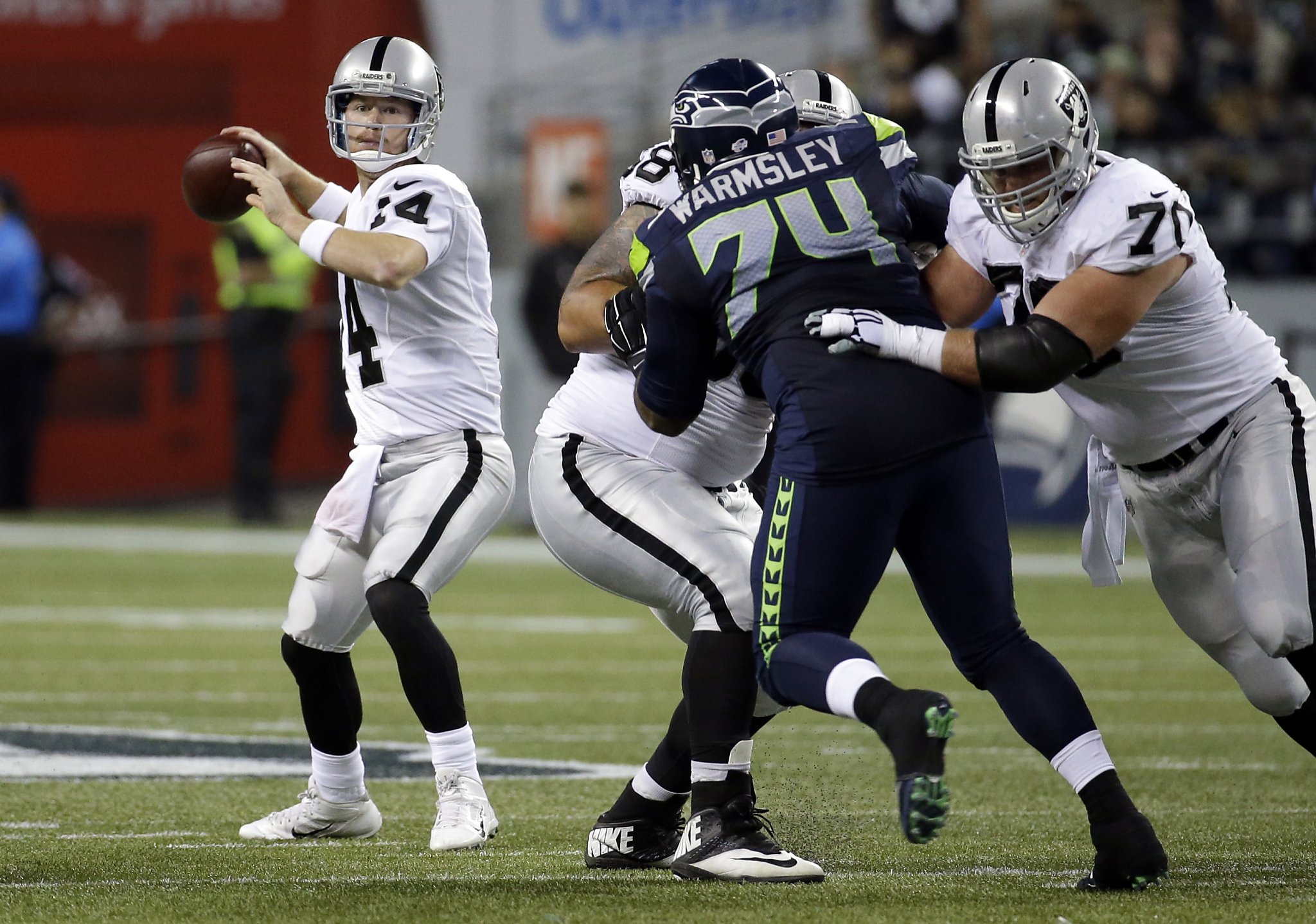 Resilient Raiders QB Matt McGloin is a hard backup to keep down