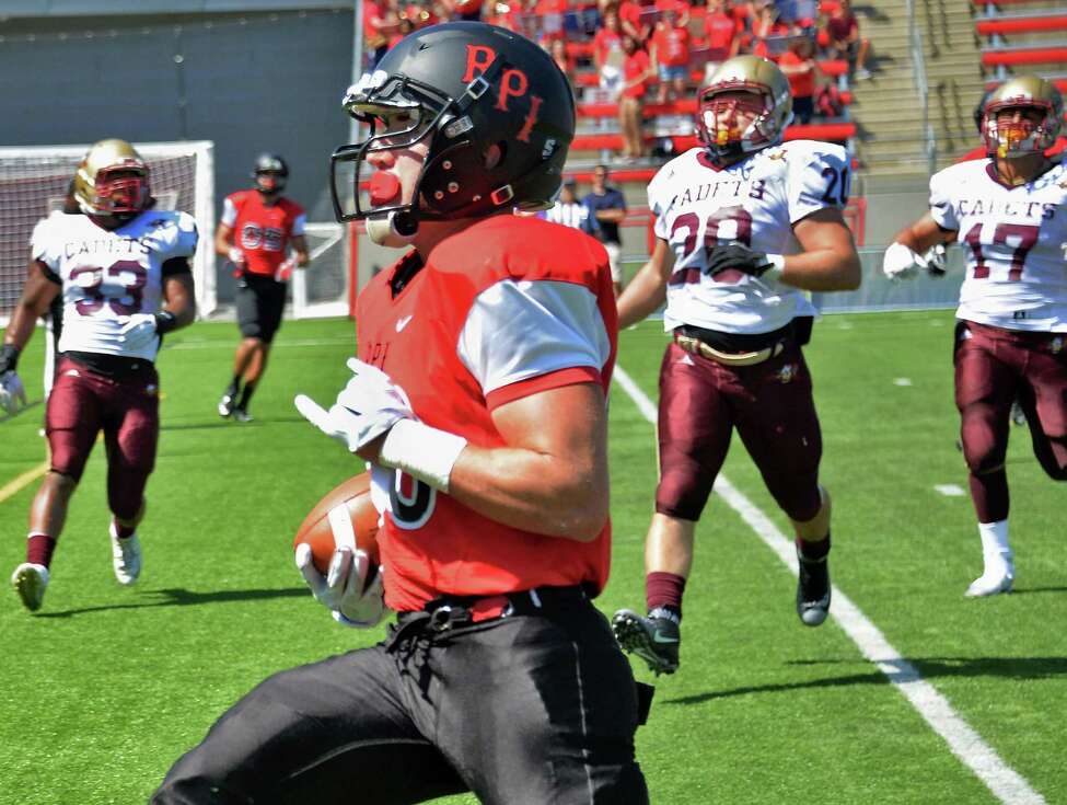 RPI football opens season with 370 rout of Norwich