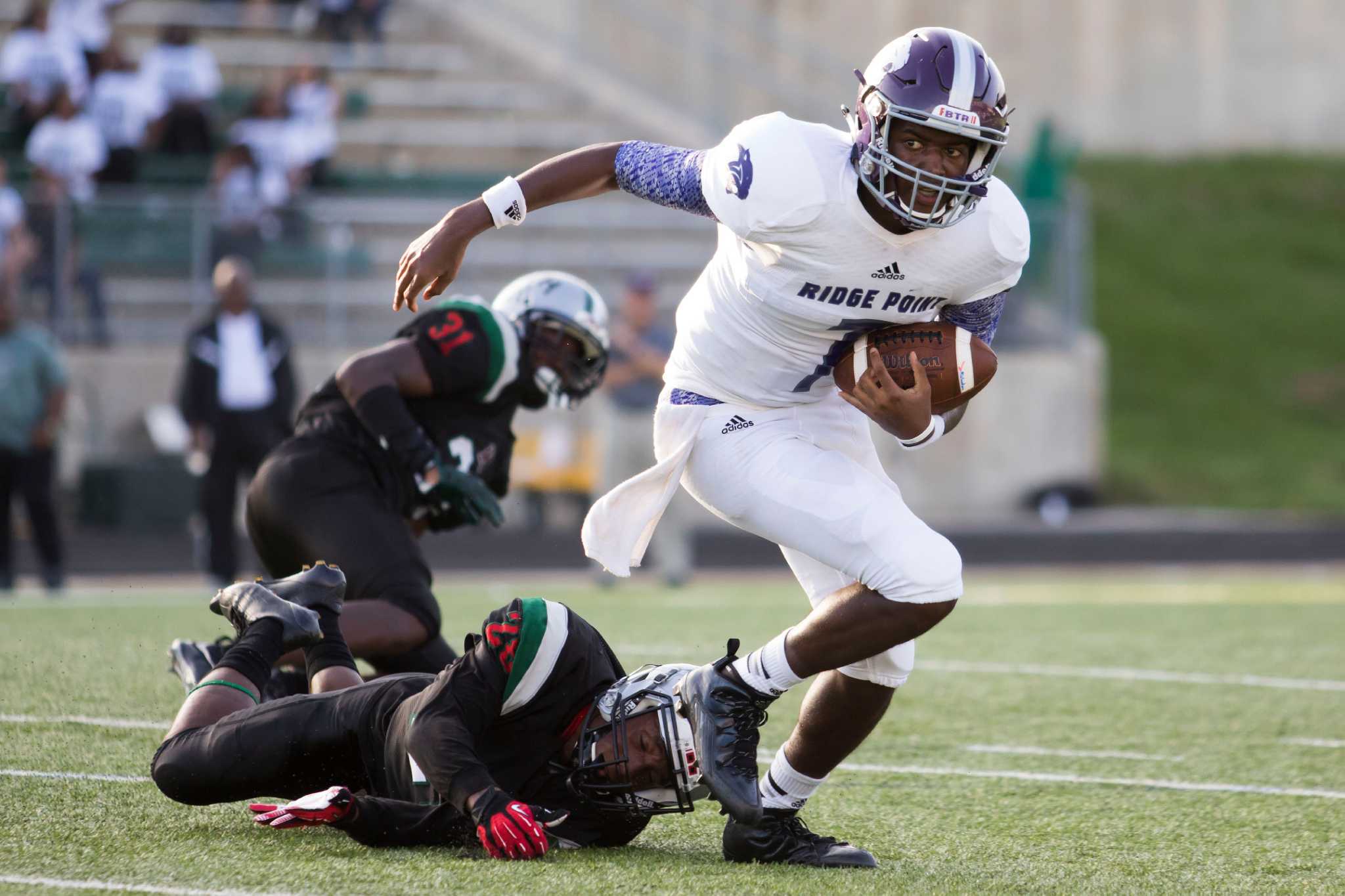 Late comeback sends Hightower over Ridge Point