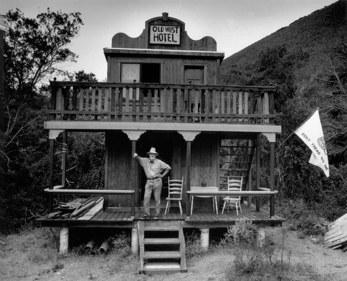 Lawrence Ferlinghetti outside the “Old West Hotel,” better known as Ferlinghetti’s cabin, in Bixby Canyon, in 1997.