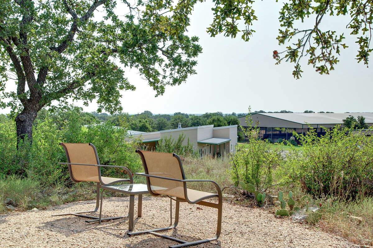 WalMart family's 1,460acre Rocking W. Ranch near Fort Worth sold to