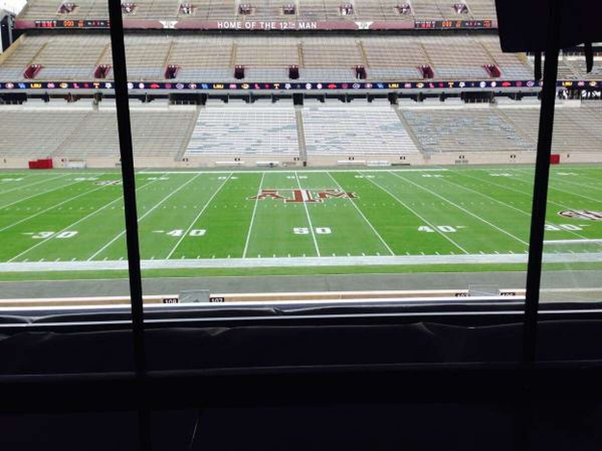 Two coaches suspended after Texas A&M's 'chalk talk' for women