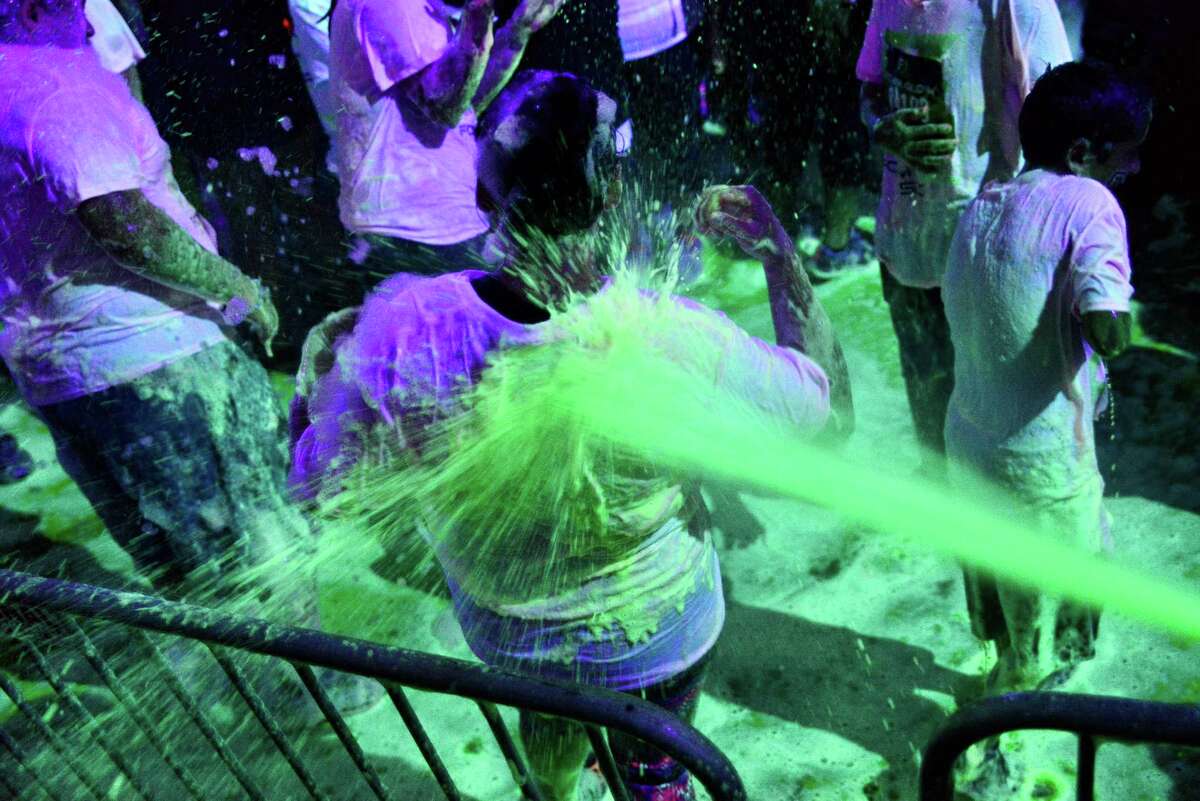 Foam Glow 5k Promising The Best Night Of Runners Lives Returns To