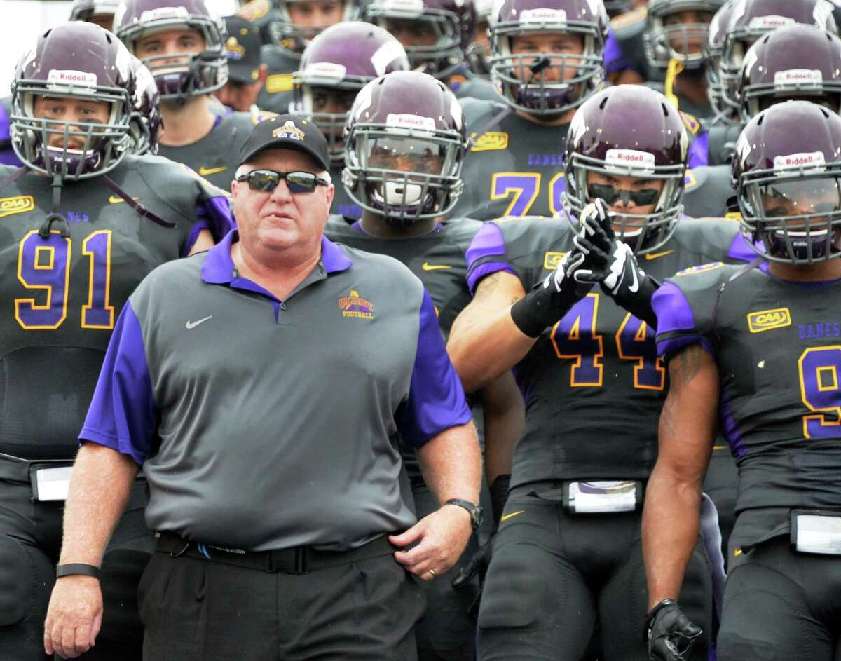 UAlbany football coach is reunited with Duquesne