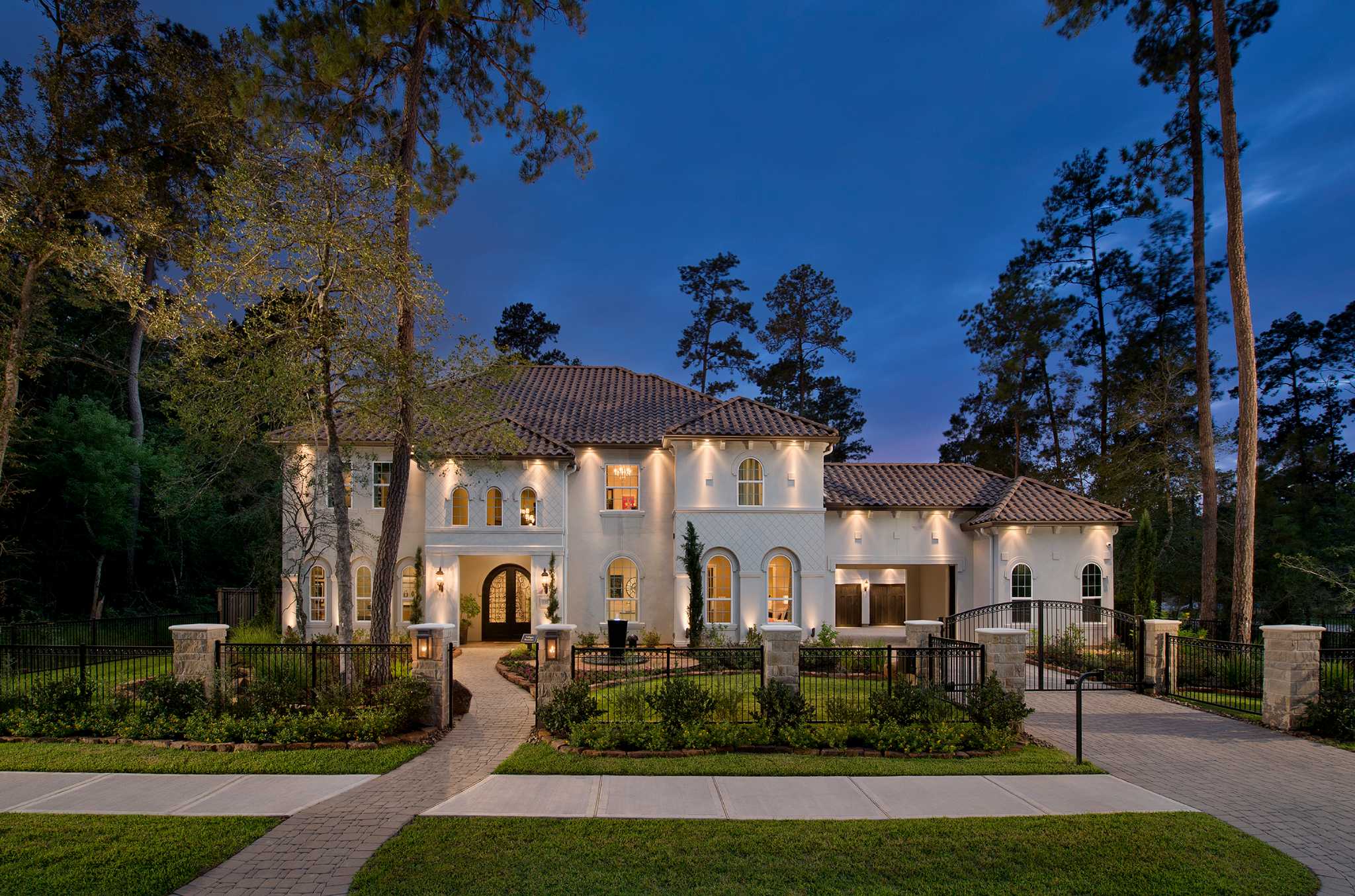 Toll Brothers offers new model homes in Sienna Plantation Houston