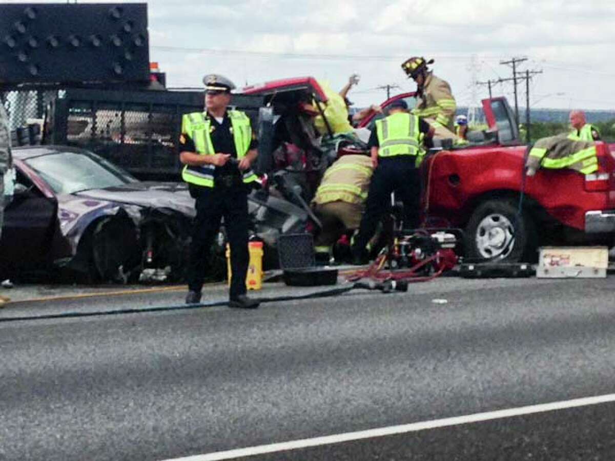 Man killed in chainreaction crash on I35 in Schertz was 24