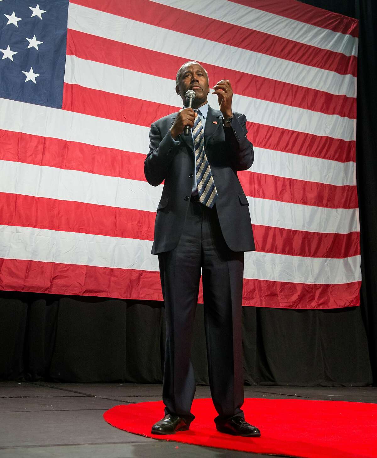 Presidential candidate Dr. Ben Carson speaks to more than 6000 people during a rally at the Anaheim Convention Center arena on in Anaheim, Calif., on Wednesday, Sept. 9, 2015. (Leonard Ortiz/The Orange County Register via AP)
